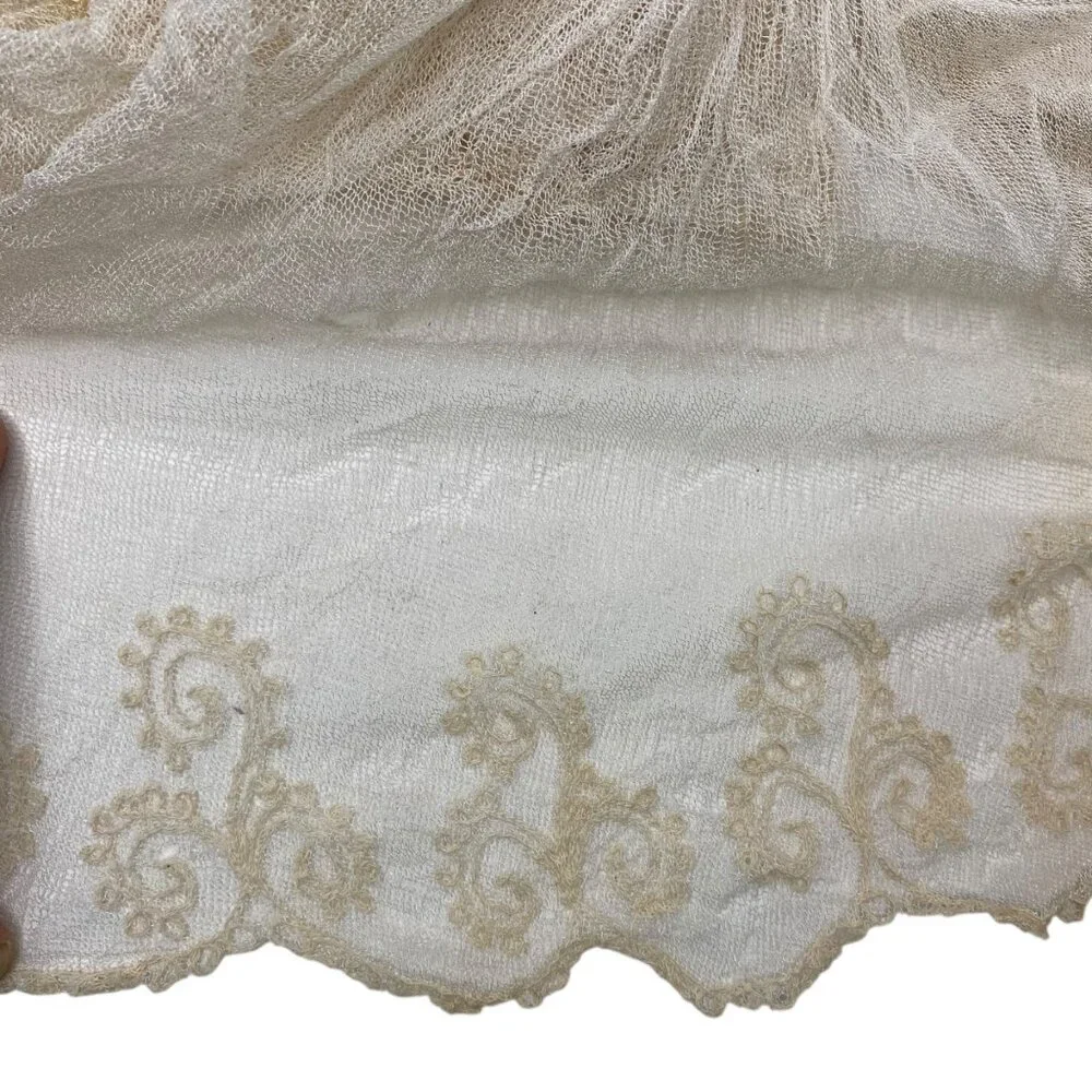 Antique Ivory Lace Christening Gauze Veil‎ Mantilla Floral Embroidery Beaded Cap